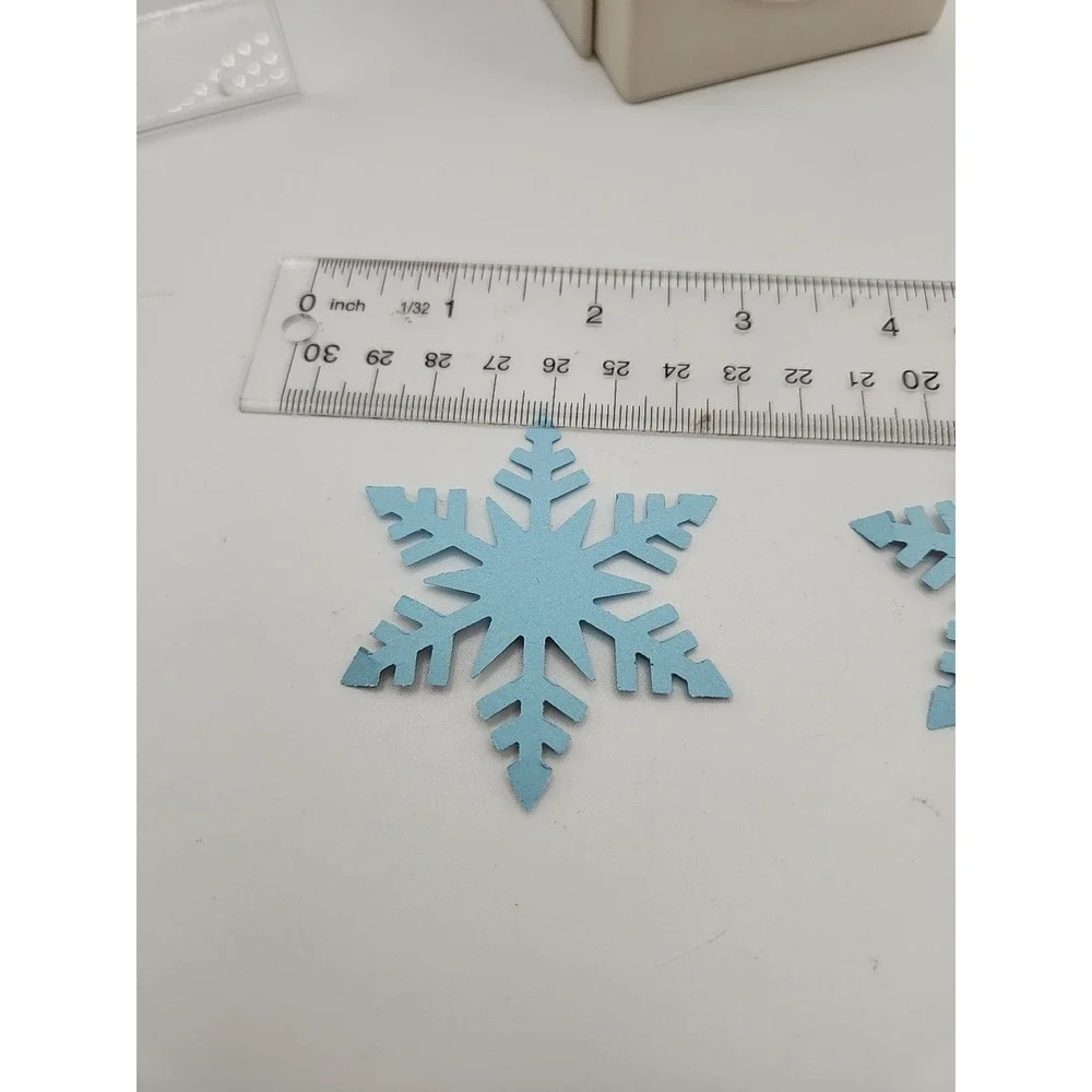 Martha Stewart Extra Large PunchFancy Snowflake, 2.5in